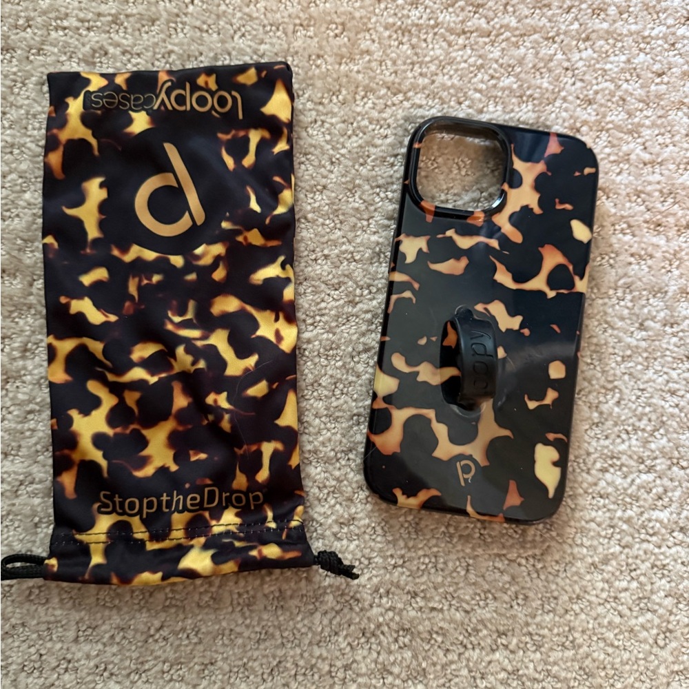 iPhone 15 Loopy Case Tortoise Print